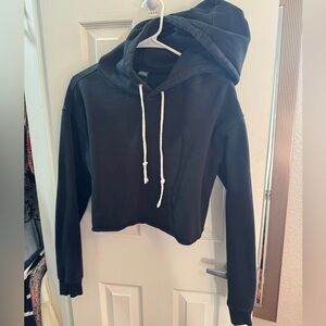 Wild Fable cropped black pullover hoodie small